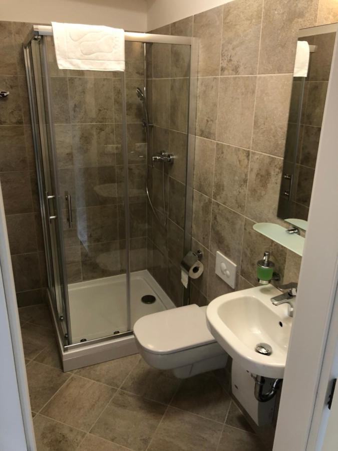 Egrensis Apartments Локет Екстер'єр фото
